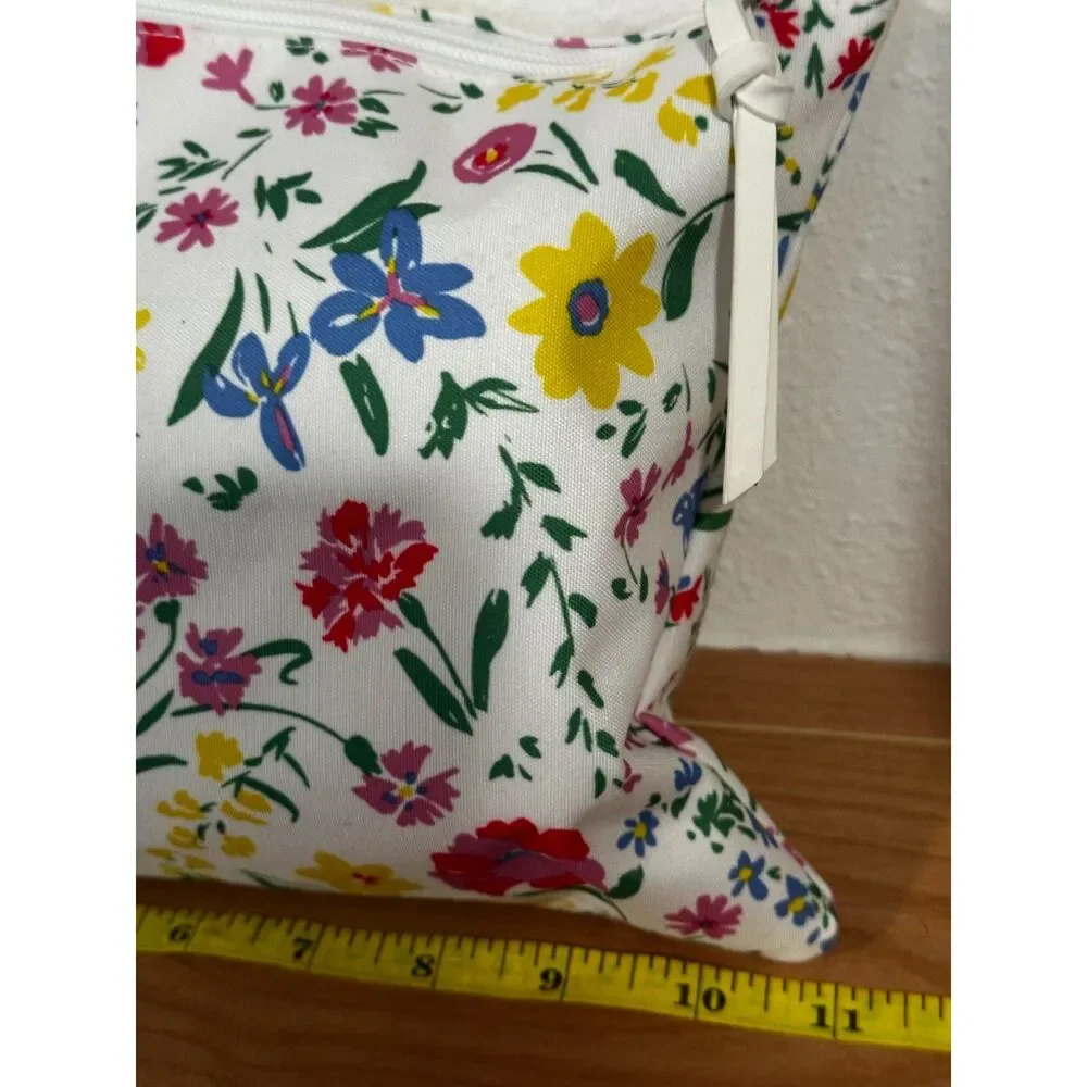 Kate Spade New York New England Floral Pouch NWT - Picture 3 of 6